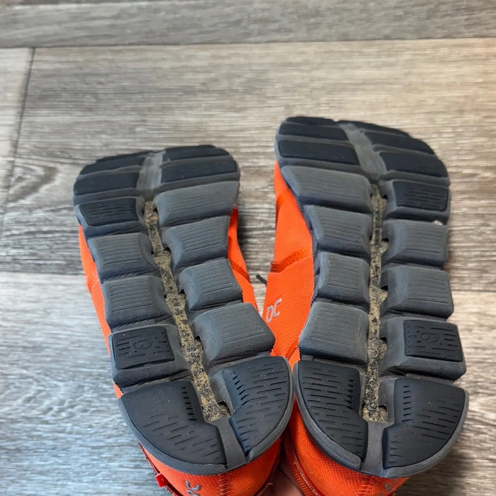 On Cloud Orange Athletic Running Shoes woman’s 10,5 (j117) - Picture 6 of 8